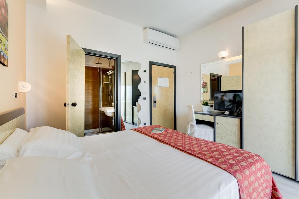 Hotel Europa Beach Village Giulianova Szoba fotó