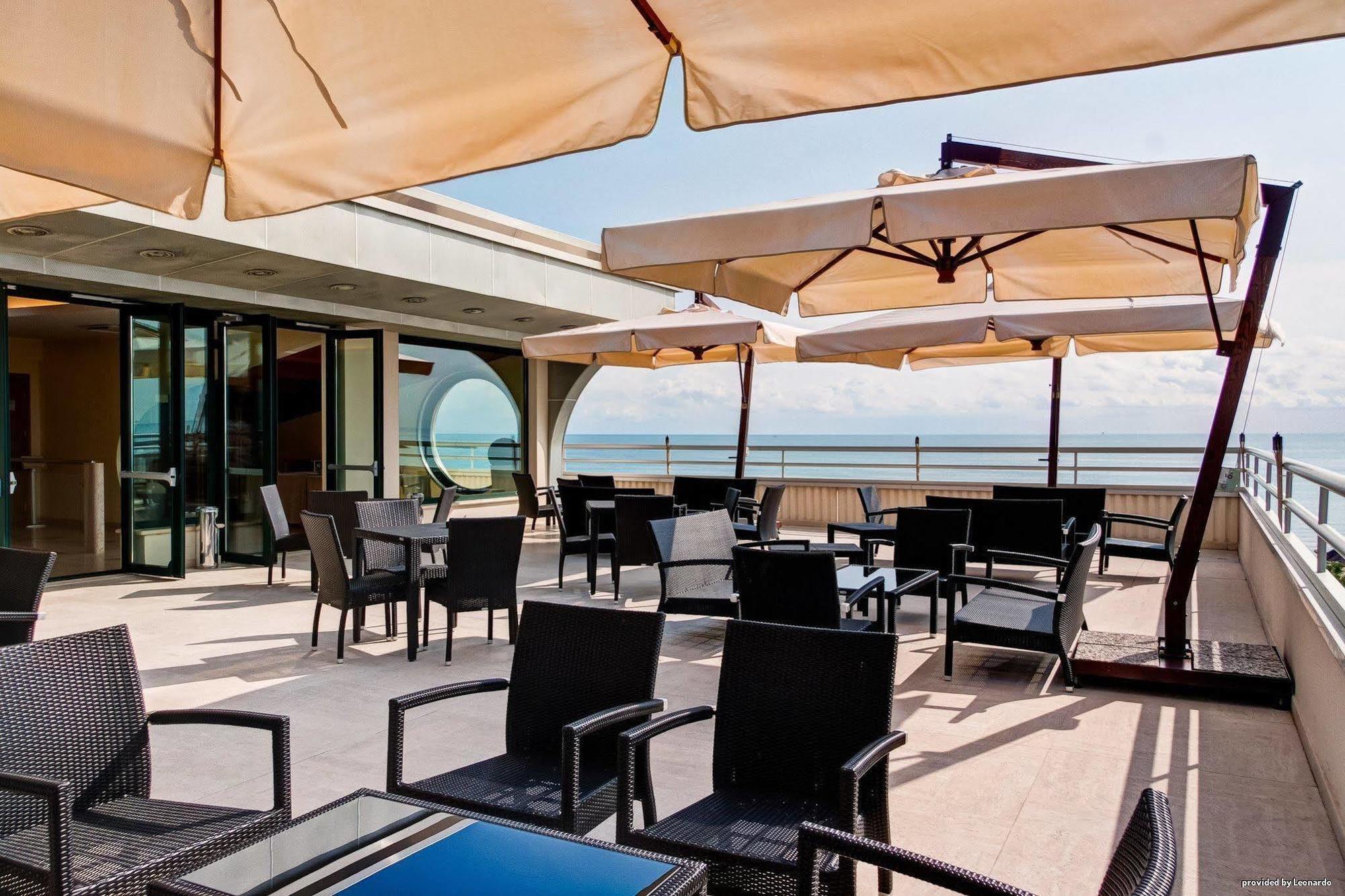 Hotel Europa Beach Village Giulianova Kültér fotó