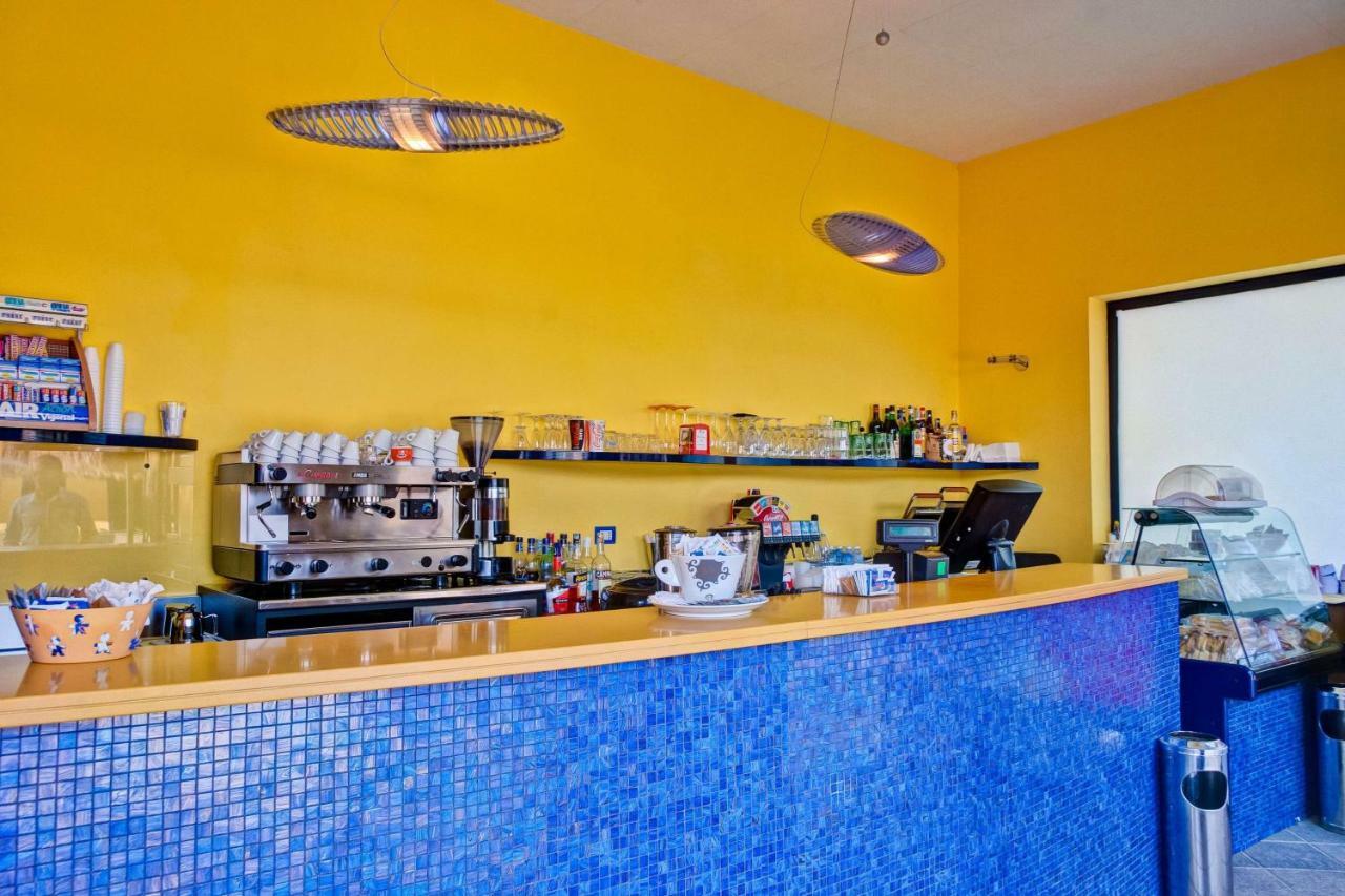 Hotel Europa Beach Village Giulianova Kültér fotó